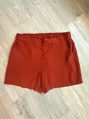 Nine West Rust High-Waist Elastic Shorts